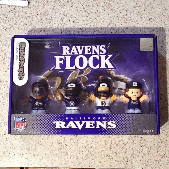 Fisher-Price Little People Collector NFL‎ Baltimore Ravens “RAVENS FLOCK” – 2023 - Picture 1 of 5